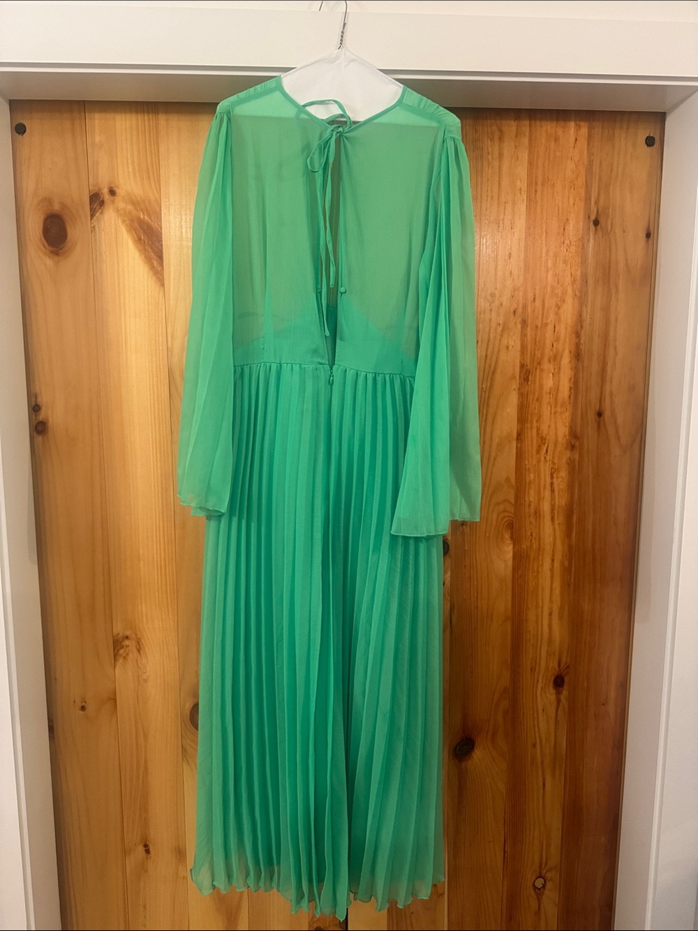 ASOS Emerald Green Pleated Long-Sleeve Midi Dress - Picture 3 of 3